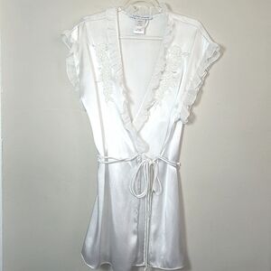 Intimo Donetella Elegant White Satin Ruffle Neck Trim Floral Embroidery …